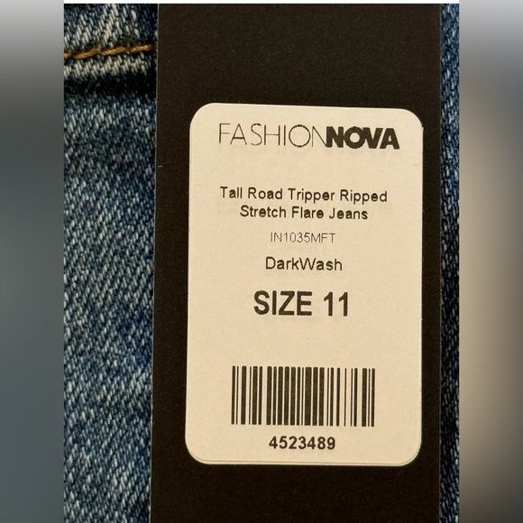 NWT Fashion Nova Road Tripper Ripped Stretch Flare Jeans, Blue, Sz 11 Tall - Picture 13 of 15